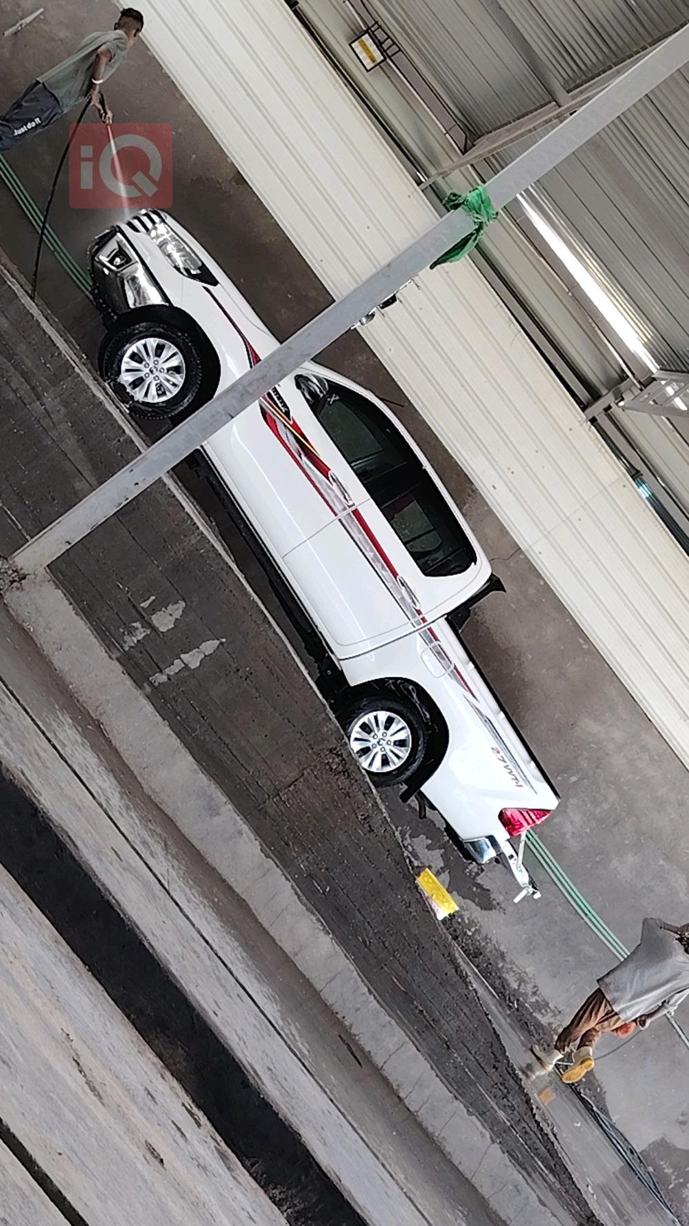 تويوتا هايلوكس